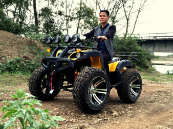 深圳專(zhuān)業(yè)四輪摩托車(chē)